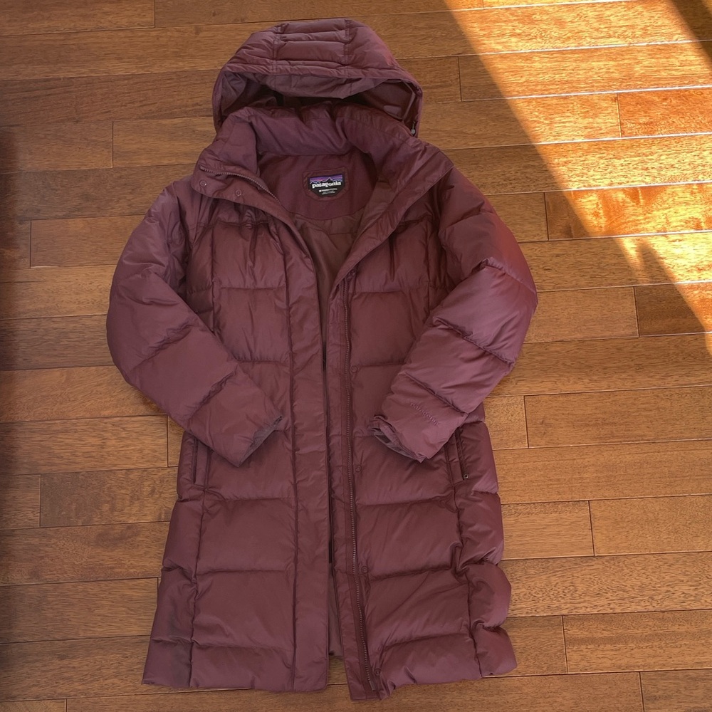 Patagonia Women's Maroon Puffer Jacket
